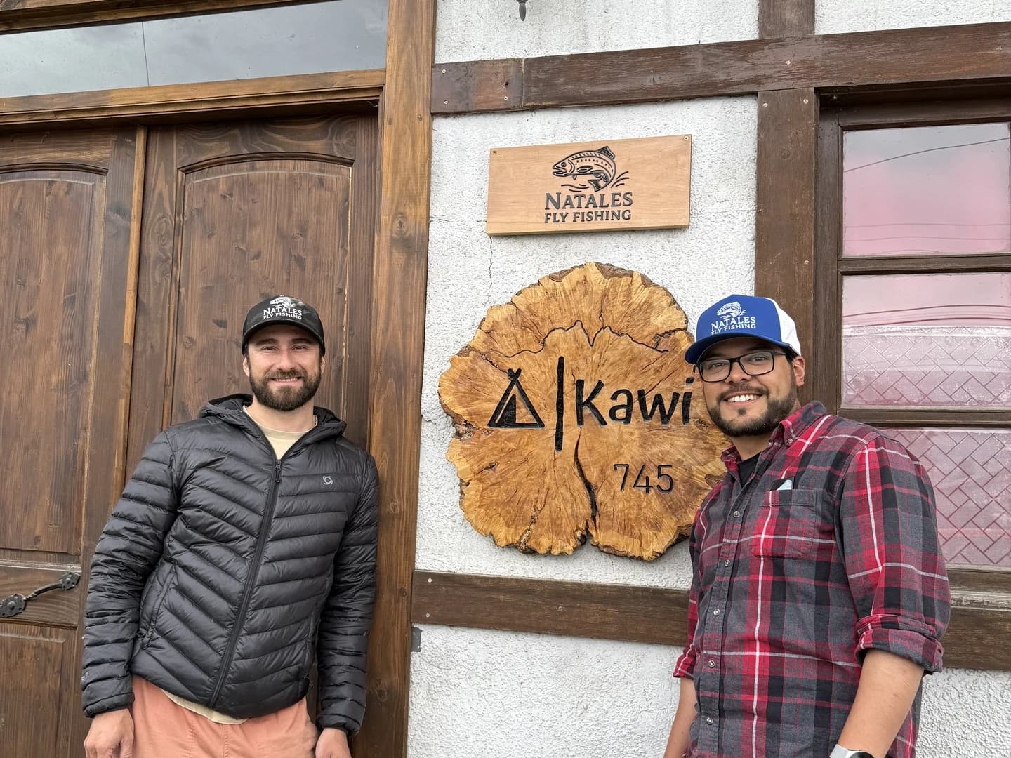 "Stay With Guides" - Hotel Kawi Program (Puerto Natales)
