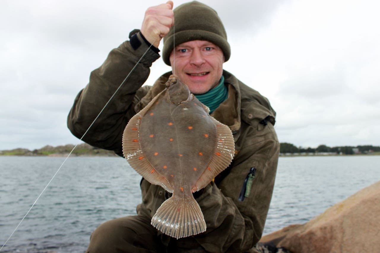 The Coastal Edge: Guided Wilderness Shore Fishing in Egersund photo 3