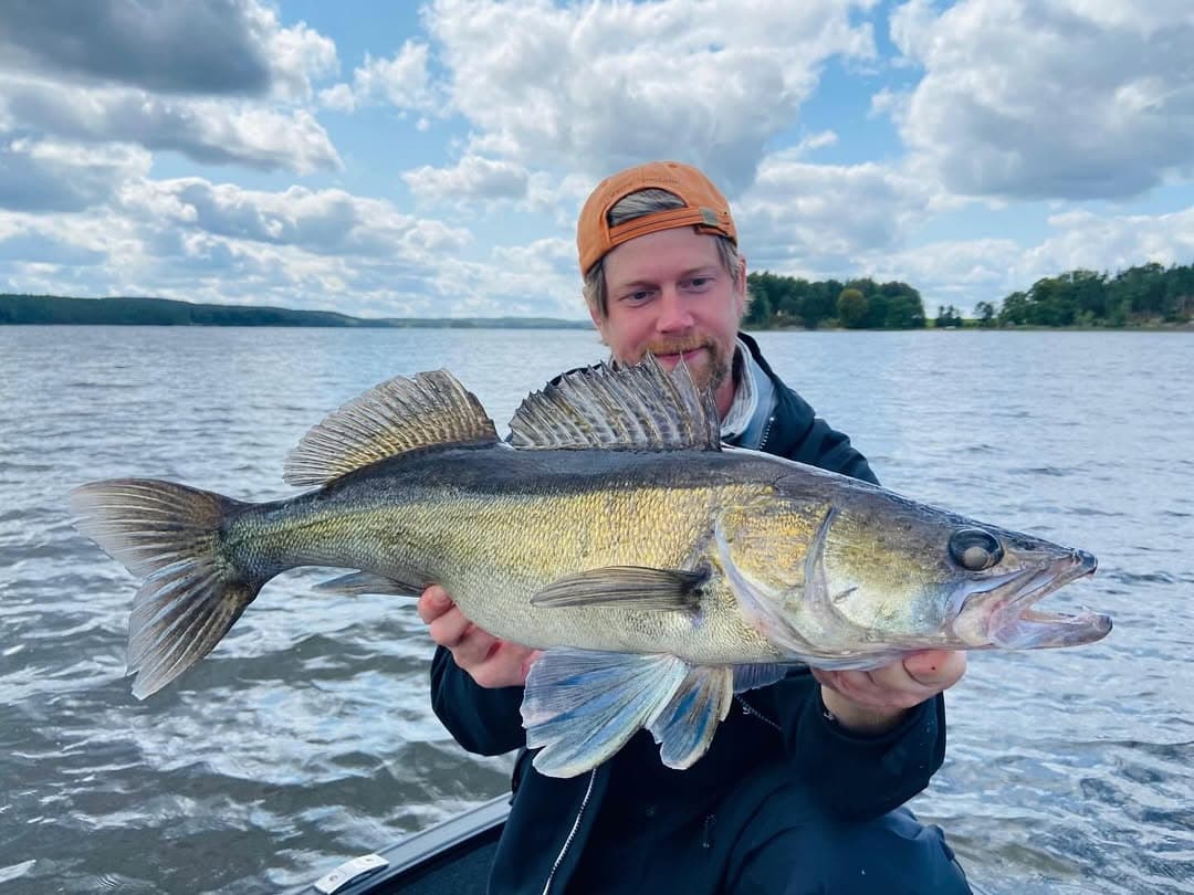Precision Predator Fishing: Guided Lake Expeditions near Gothenburg photo 2