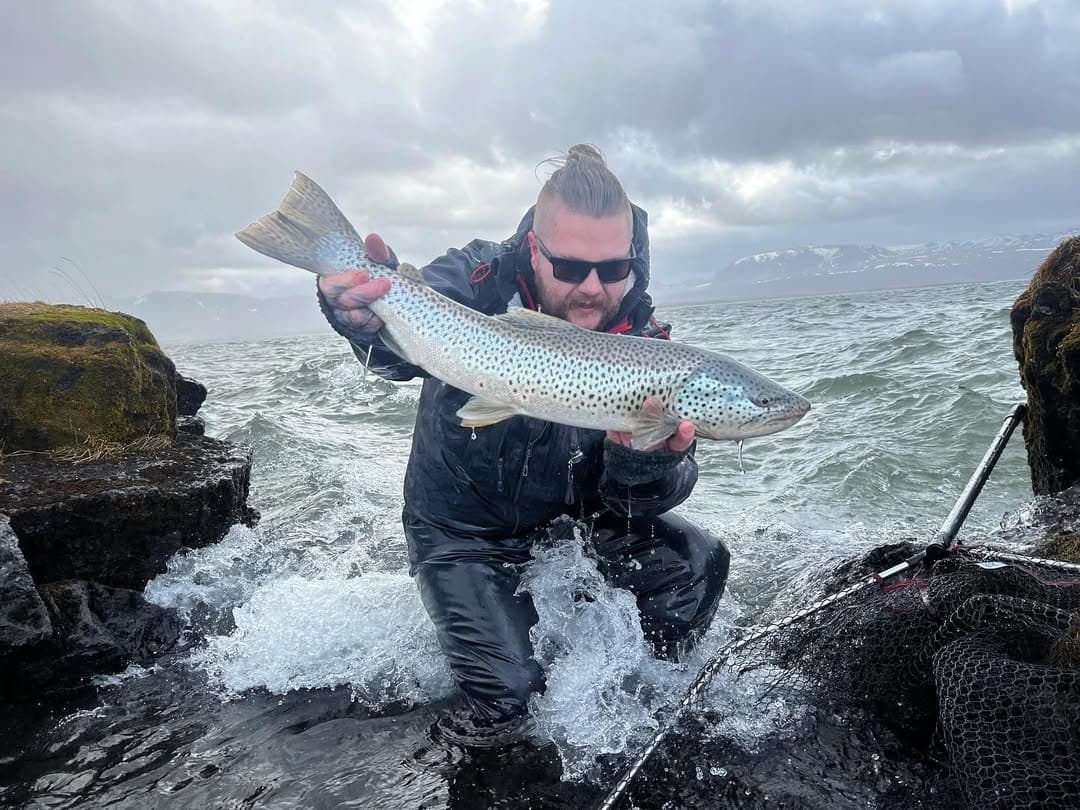 Silver & Shadows: Specialized Fly Fishing and Sight Casting in Iceland